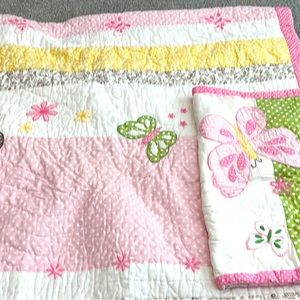 EUC PB Kids Twin Quilt and 1 Sham. Pink, yellow, white, green and brown Colors